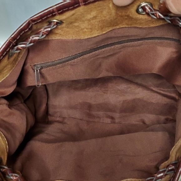 Large Bucket Purse - Picture 7 of 7